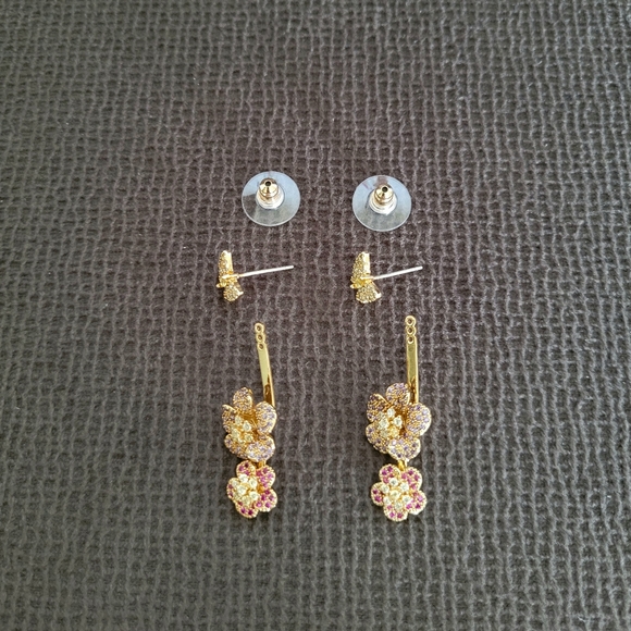 Eye👁 Candy🍭 Los Angeles🏙 Sparkley Floral💐 Ear👂Jacket Earrings - Picture 4 of 15